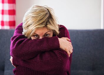 Vytíženost krizových linek vzrostla o stovky procent. Lidé jsou pod stále větším psychickým tlakem
