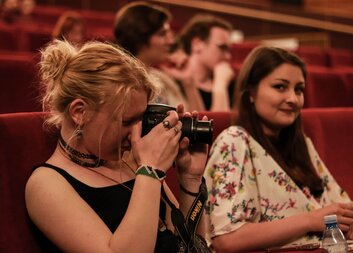 Charita podpoří festival Mnoho světů v Jilemnici, kam přijede i hlavní hrdinka jednoho z filmů