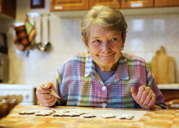 Z vlhkého bytu do důstojného domova: Jak projekt „Energie pomáhají“ změnil život seniorky Ludmily