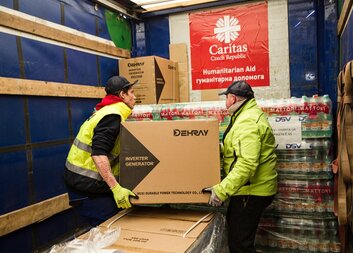 Charita Česká republika v pomoci Ukrajině nepolevuje