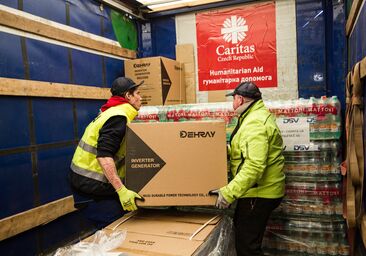 Charita Česká republika v pomoci Ukrajině nepolevuje