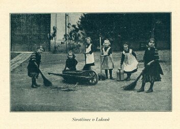 Stručná historie Charity do r. 1990