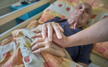 Nesoustředíme se na smrt, ale na život přes pokojným odchodem 