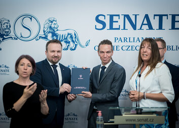 Iniciativa Za bydlení předložila vládě návrh zákona, který pomůže řešit bytovou nouzi
