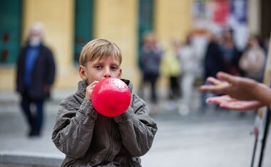 Zažít město jinak s Charitou na Jungmannově náměstí, foto Jakub Žák