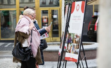 Zažít město jinak s Charitou na Jungmannově náměstí, foto Jakub Žák