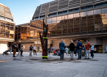 Na náměstí Václava Havla vyroste strom přání a modliteb za Ukrajinu