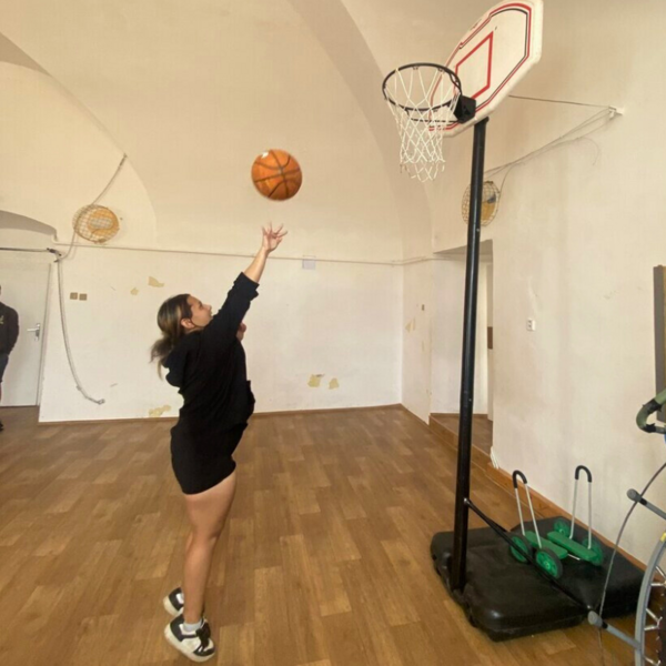 Vybavení posilovny nízkoprahových klubů pro děti a mládež Chapadlo a Budík, foto: Oblastní charita Klatovy