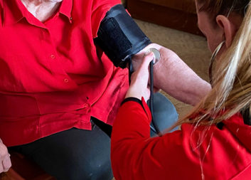 5 důvodů, proč je domácí zdravotní péče klíčová pro pacienty i zdravotní systém