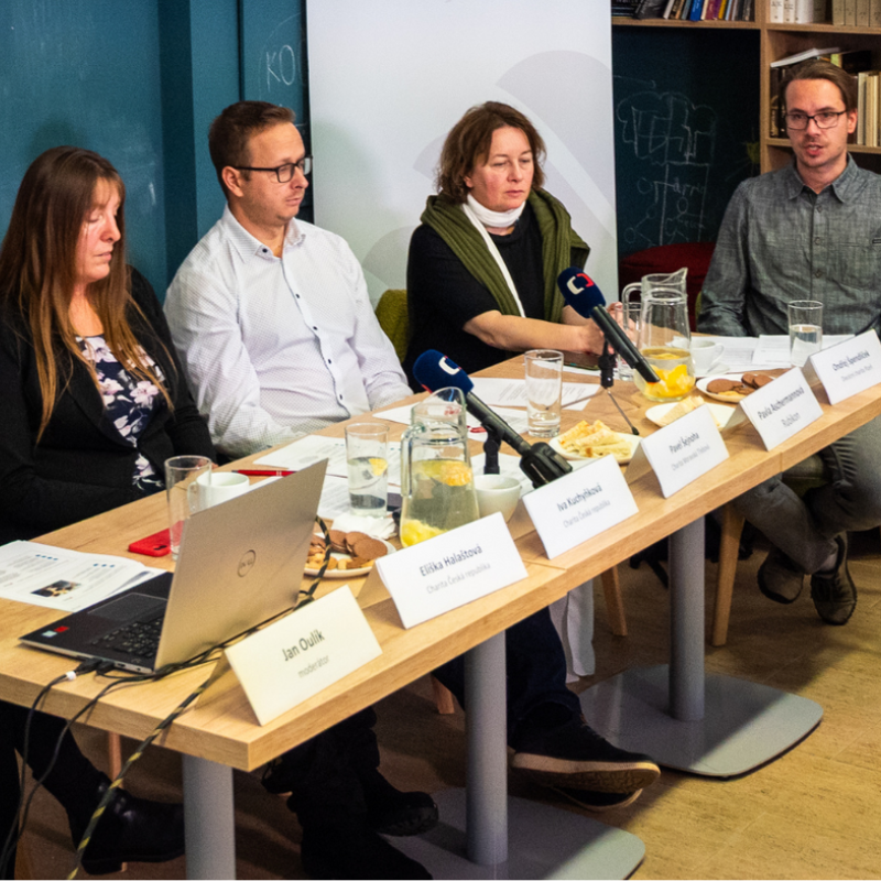 Tisková konference ke Zprávě k překážkám v oddlužení