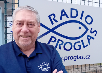 Rádio Proglas: mrštná rybička v rozhlasových vlnách  