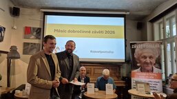 Desetinu majetku odkáže na paliativu. Stejně jako 61 % Čechů považuje dobročinný odkaz za správnou věc. Začíná měsíc dobročinné závěti
